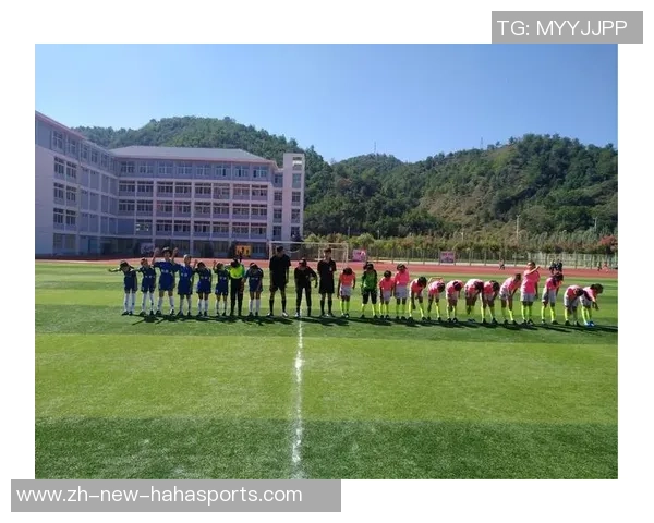 清远小学足球热潮兴起培养青少年运动精神与团队合作能力 清远小学足球热潮兴起培养青少年运动精神与团队合作能力