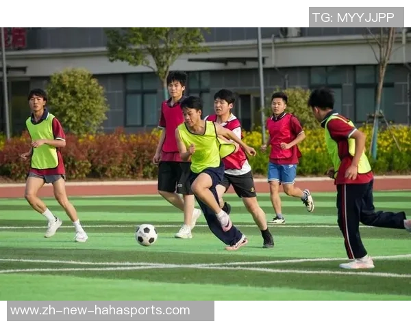 青春在绿茵场上飞扬高中足球带给我的成长与感悟 青春在绿茵场上飞扬高中足球带给我的成长与感悟